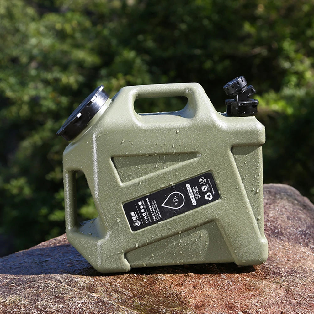 large-capacity portable water container,