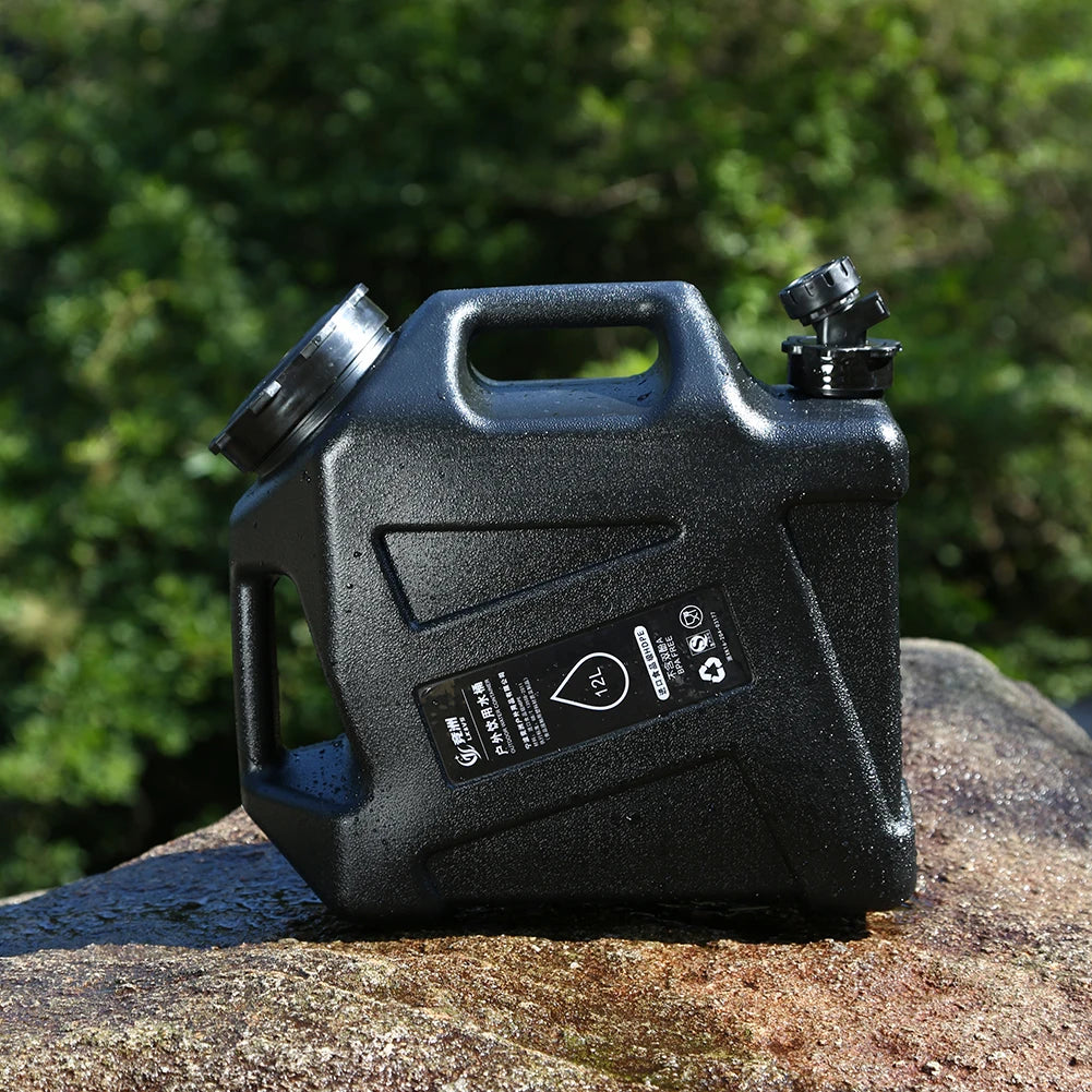 large-capacity portable water container,