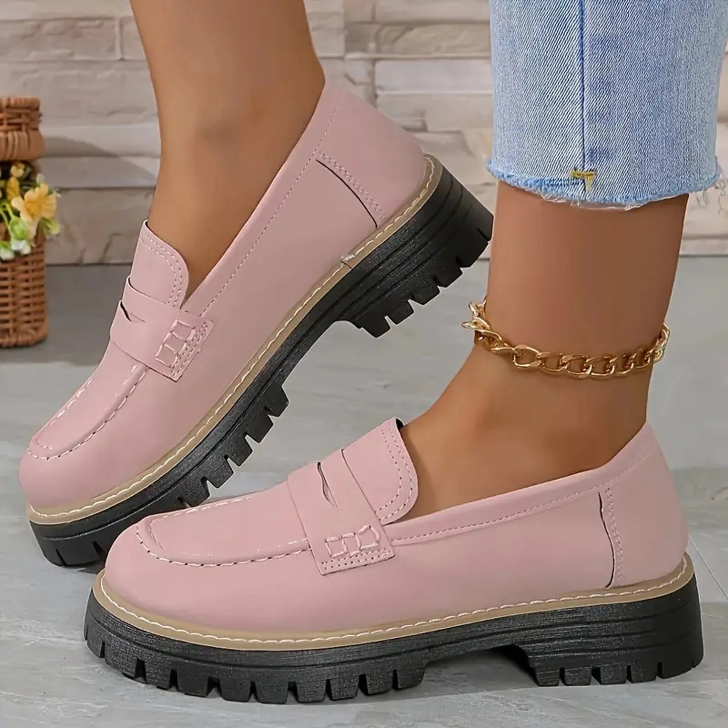Women Walking Loafers Shoes New Spring Autumn Casual Female Flat Classic Lazy Shoes Comfortable Women Slip On Shoes